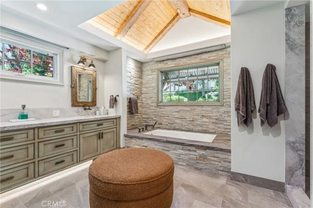 27720 Hamiltair Drive, Lake Arrowhead, CA 92352