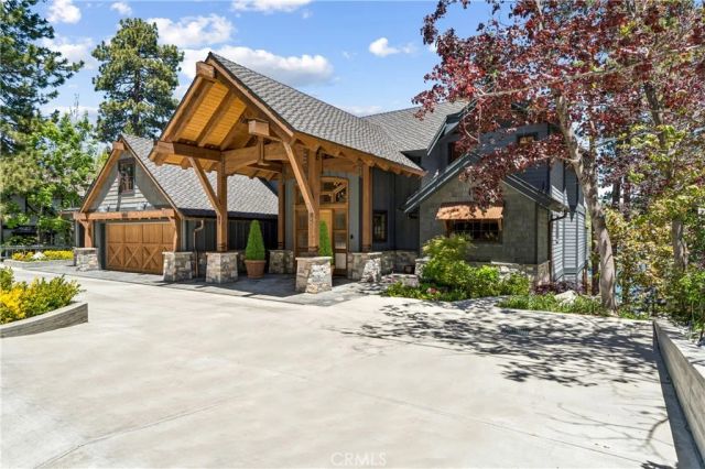 27720 Hamiltair Drive, Lake Arrowhead, CA 92352