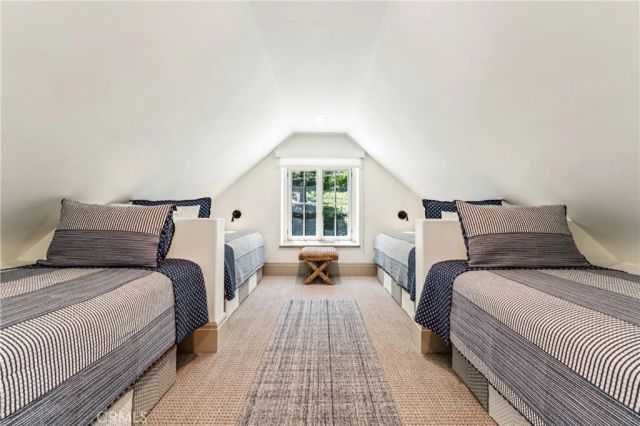 27720 Hamiltair Drive, Lake Arrowhead, CA 92352