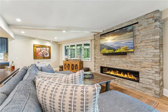 27720 Hamiltair Drive, Lake Arrowhead, CA 92352