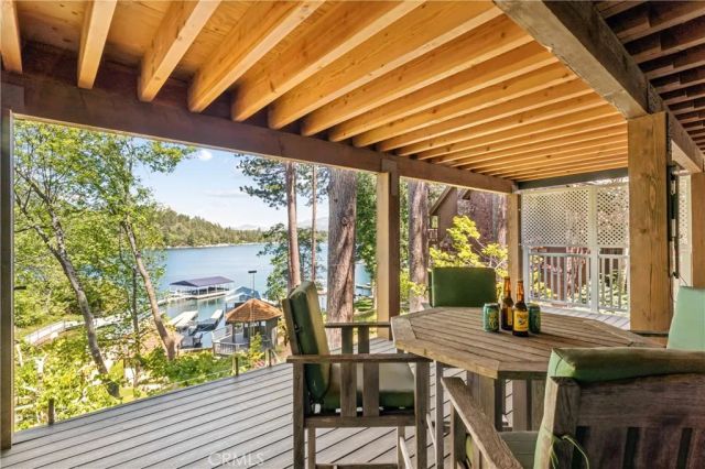 27720 Hamiltair Drive, Lake Arrowhead, CA 92352