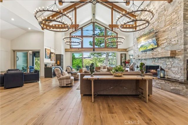 27720 Hamiltair Drive, Lake Arrowhead, CA 92352