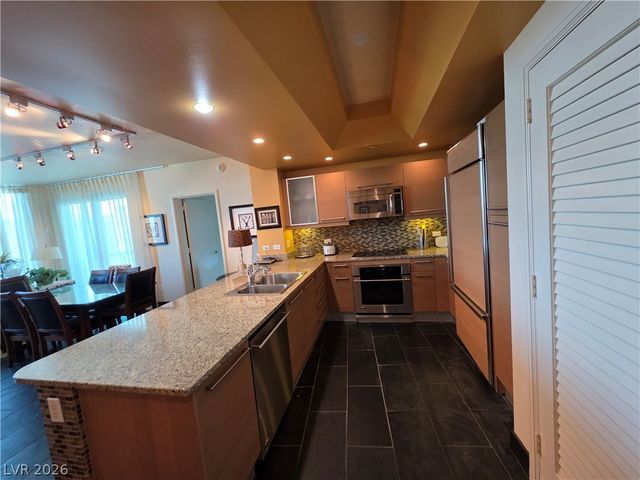 322 KAREN Avenue 2301, Las Vegas, NV 89109