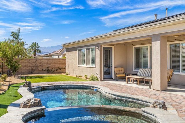 108 Francesca Court, Palm Desert, CA 92211