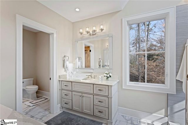 225 Saranac Drive, Sunset, SC 29685