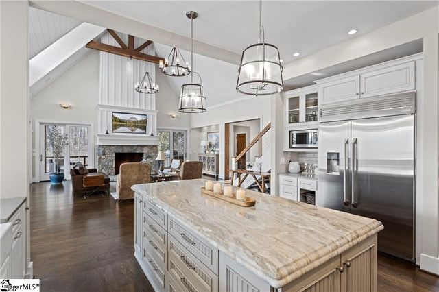 225 Saranac Drive, Sunset, SC 29685