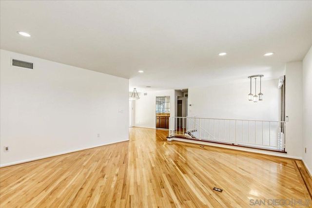 6157 Caminito Pan, San Diego, CA 92120