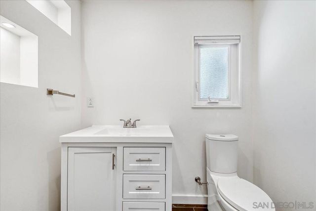 6157 Caminito Pan, San Diego, CA 92120