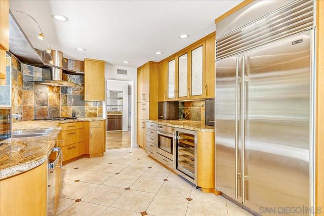 6157 Caminito Pan, San Diego, CA 92120