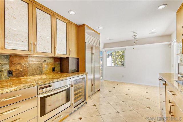 6157 Caminito Pan, San Diego, CA 92120