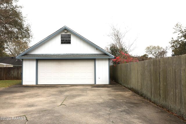 208 Bellemont Drive, Lafayette, LA 70507