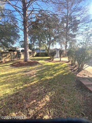 208 Bellemont Drive, Lafayette, LA 70507