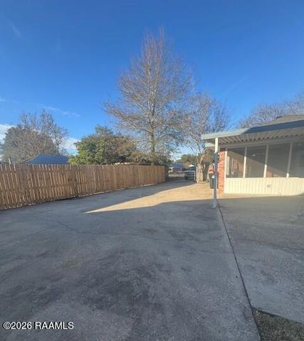 208 Bellemont Drive, Lafayette, LA 70507