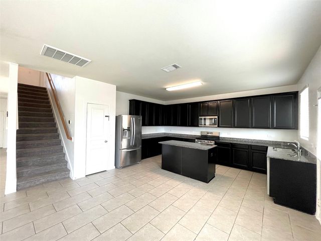 6714 Dayridge Lane, Houston, TX 77048