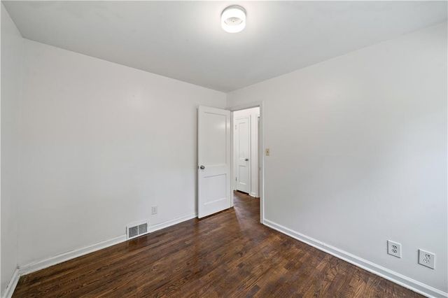 6308 W 81st Street, Overland Park, KS 66204