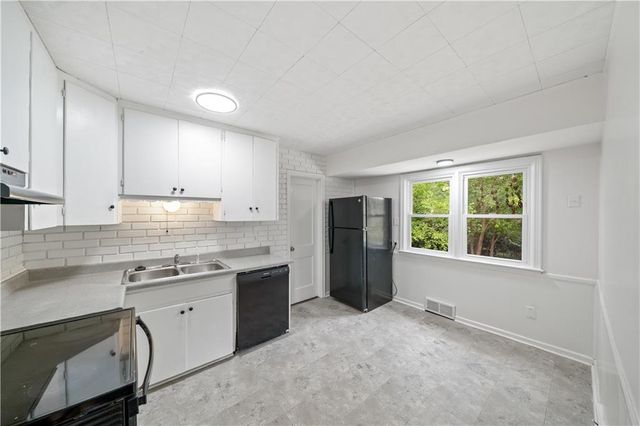 6308 W 81st Street, Overland Park, KS 66204