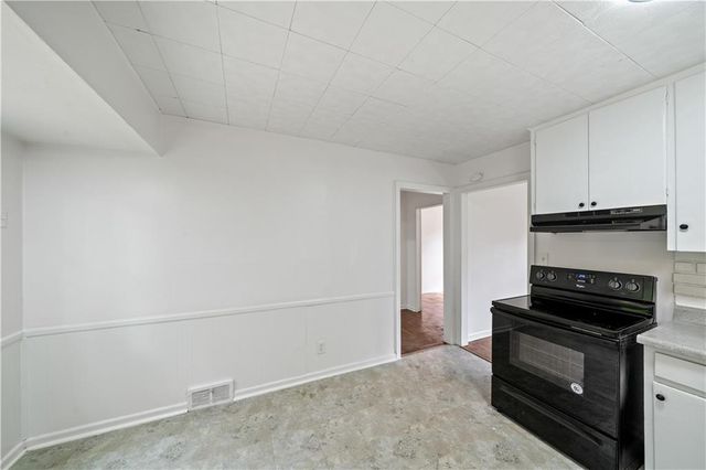 6308 W 81st Street, Overland Park, KS 66204