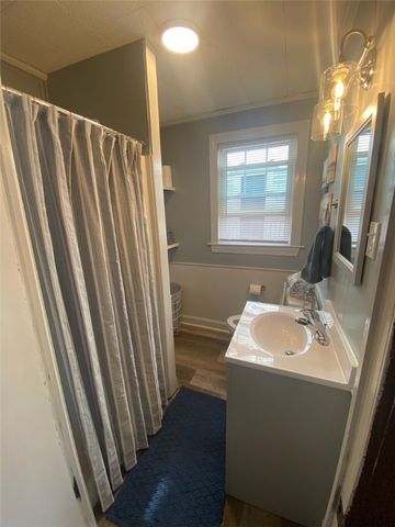 11 S Baptist Street, Newport, RI 02840