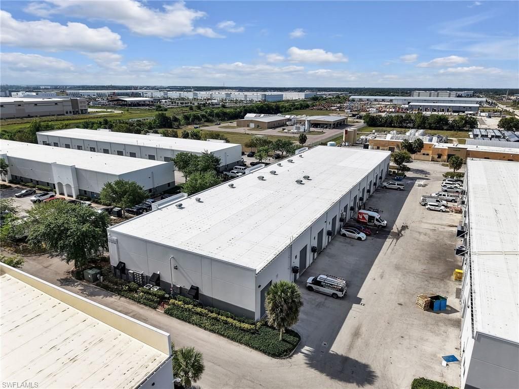 8801 Business Park DR 203, FORT MYERS, FL 33912 — exterior