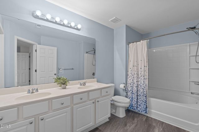 102 Gallent Hedge Trail, Apex, NC 27539