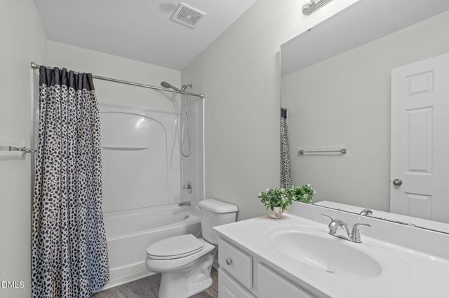 102 Gallent Hedge Trail, Apex, NC 27539