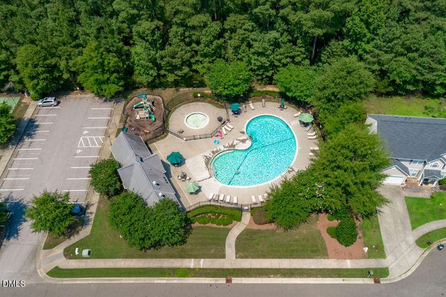 102 Gallent Hedge Trail, Apex, NC 27539