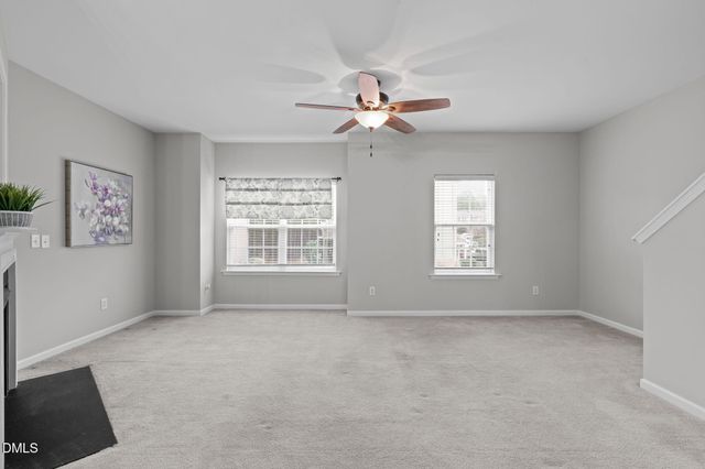 102 Gallent Hedge Trail, Apex, NC 27539