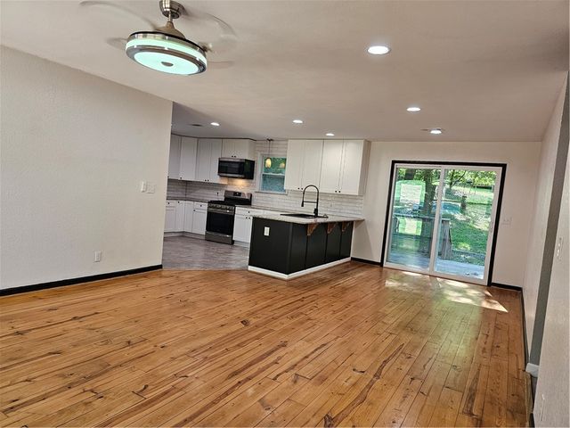 203 Northcross Road, Huntsville, AR 72740
