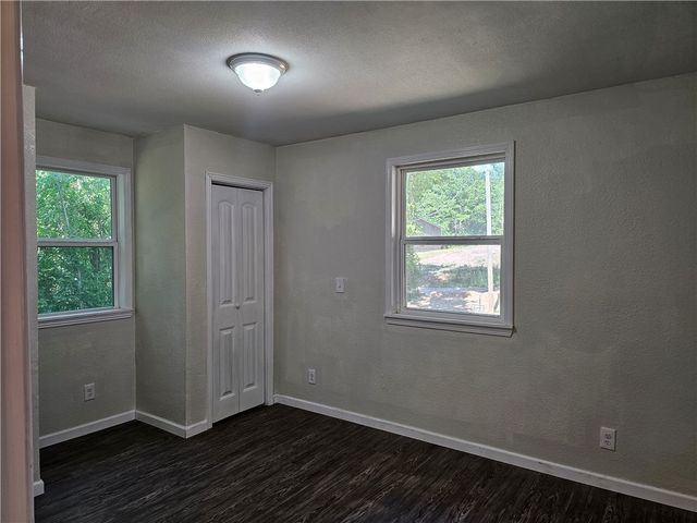 203 Northcross Road, Huntsville, AR 72740