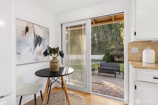 14423 75th Avenue NE, Kirkland, WA 98034