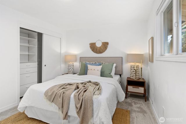 14423 75th Avenue NE, Kirkland, WA 98034