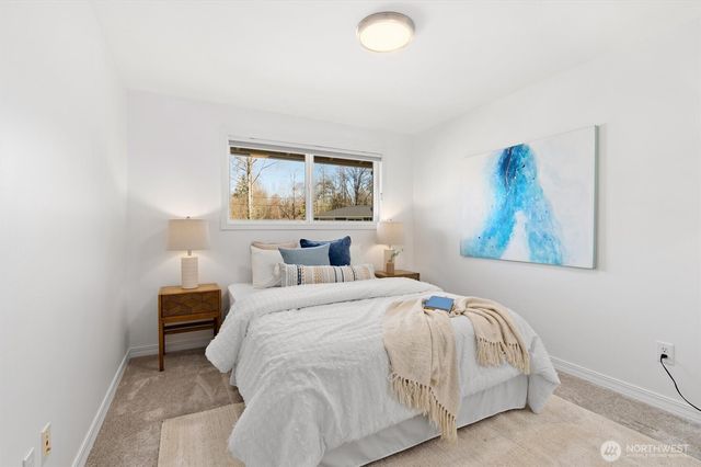 14423 75th Avenue NE, Kirkland, WA 98034