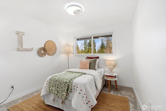 14423 75th Avenue NE, Kirkland, WA 98034