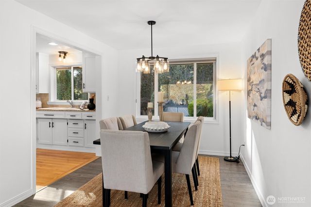 14423 75th Avenue NE, Kirkland, WA 98034