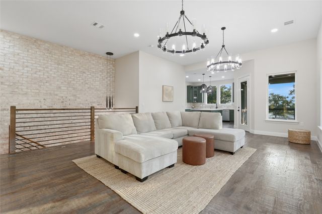 2150 Lakeview Drive, Mabank, TX 75156