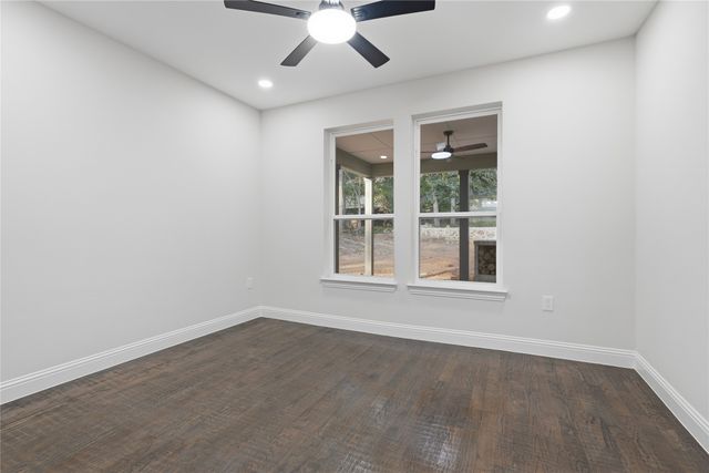 2150 Lakeview Drive, Mabank, TX 75156