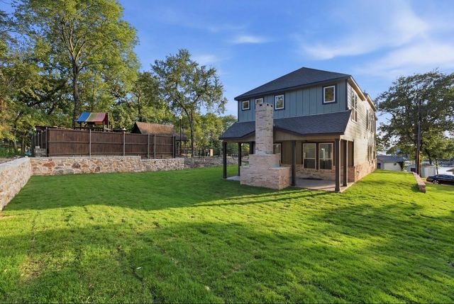 2150 Lakeview Drive, Mabank, TX 75156