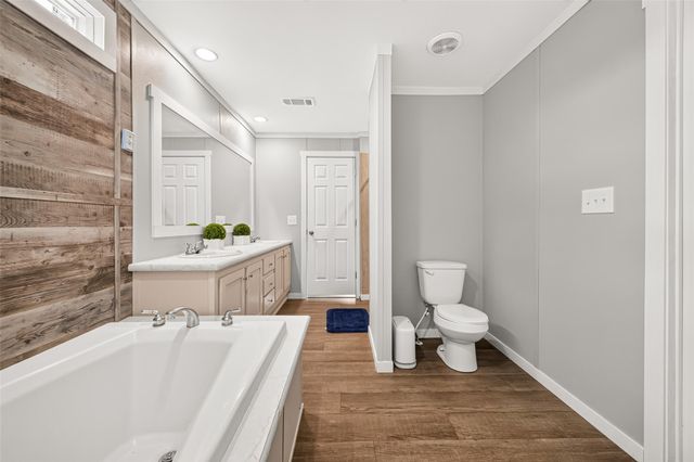 169 Road 5888, Cleveland, TX 77327