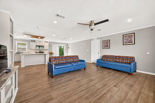 169 Road 5888, Cleveland, TX 77327