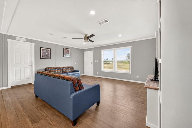 169 Road 5888, Cleveland, TX 77327