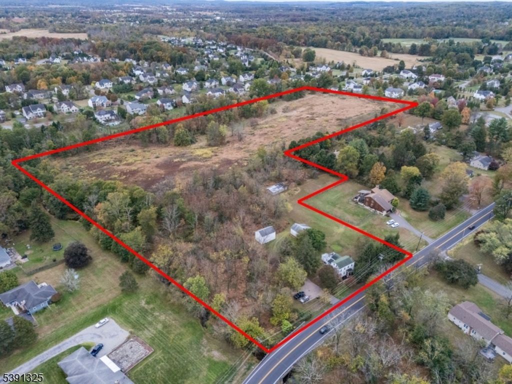 33 Sergeantsville Rd, Raritan Twp., NJ 08822