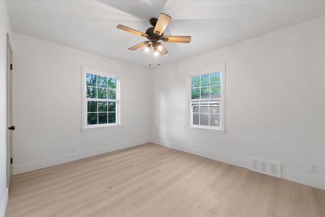 4754 N 106th STREET, Wauwatosa, WI 53225