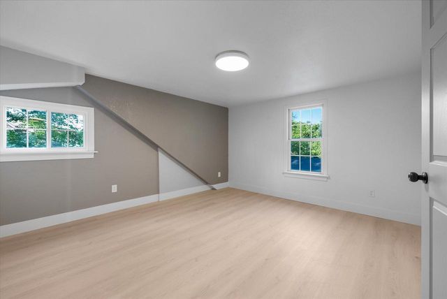 4754 N 106th STREET, Wauwatosa, WI 53225
