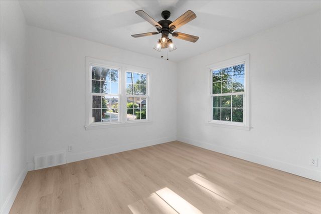 4754 N 106th STREET, Wauwatosa, WI 53225