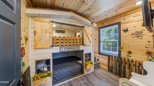 3501 Autumn Woods Lane, Sevierville, TN 37862