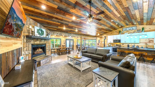 3501 Autumn Woods Lane, Sevierville, TN 37862