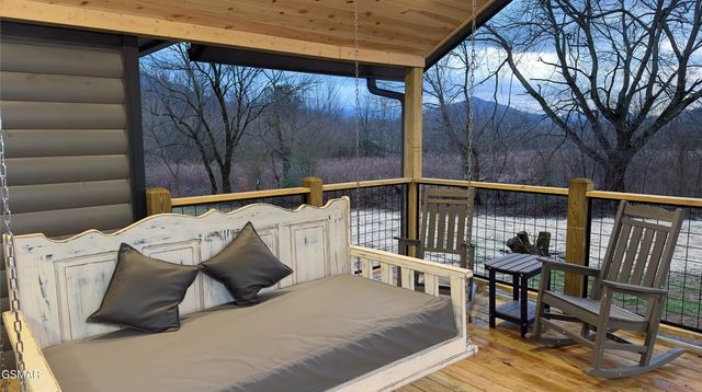 3501 Autumn Woods Lane, Sevierville, TN 37862