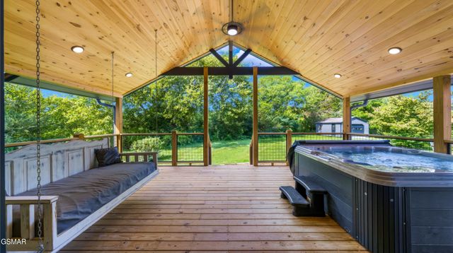 3501 Autumn Woods Lane, Sevierville, TN 37862