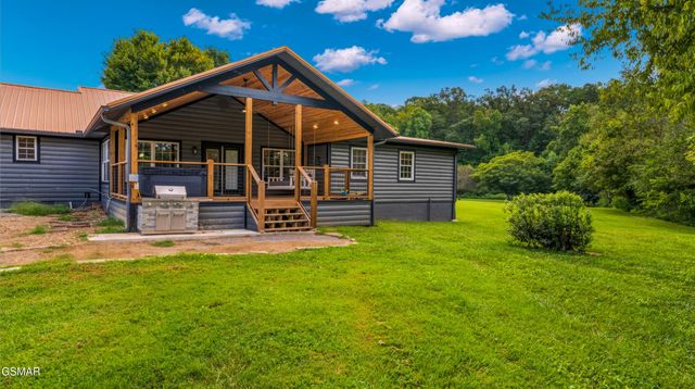 3501 Autumn Woods Lane, Sevierville, TN 37862