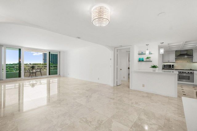 4201 N Ocean Boulevard 402, Boca Raton, FL 33431